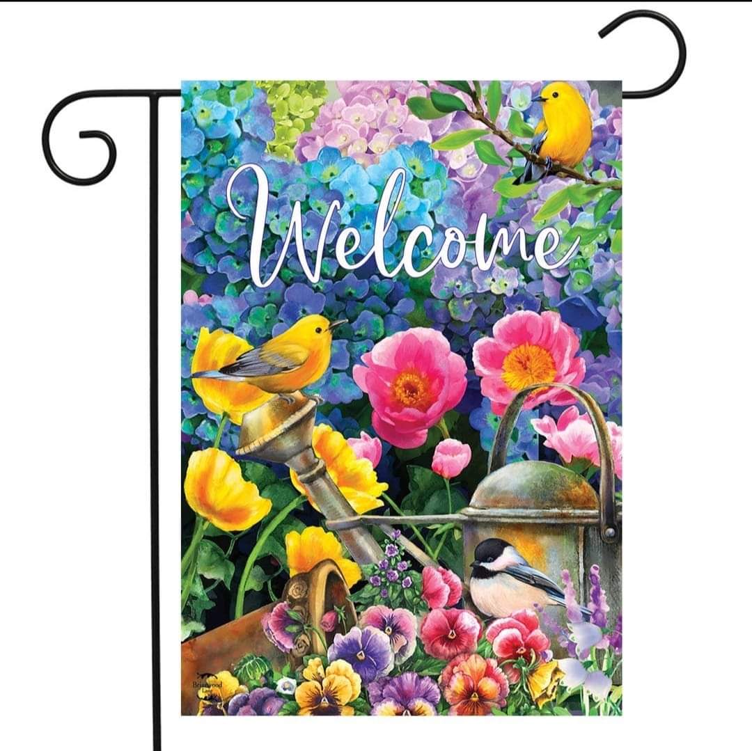 Welcome Springtime Garden Flag | BRAWES Bee Farm LLC